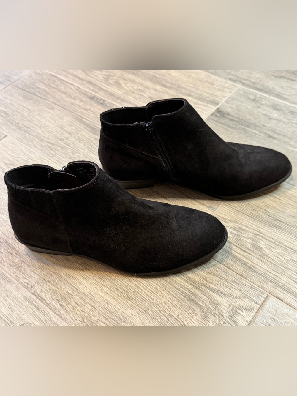 Dominique Nicole Black Suede Size 10 M Slide On Booties Side Zipper